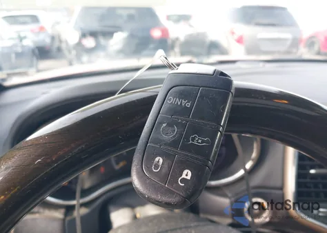 2014 Jeep Grand Cherokee Summit из США, поврежденный, VIN 1C4RJFJT4EC309010